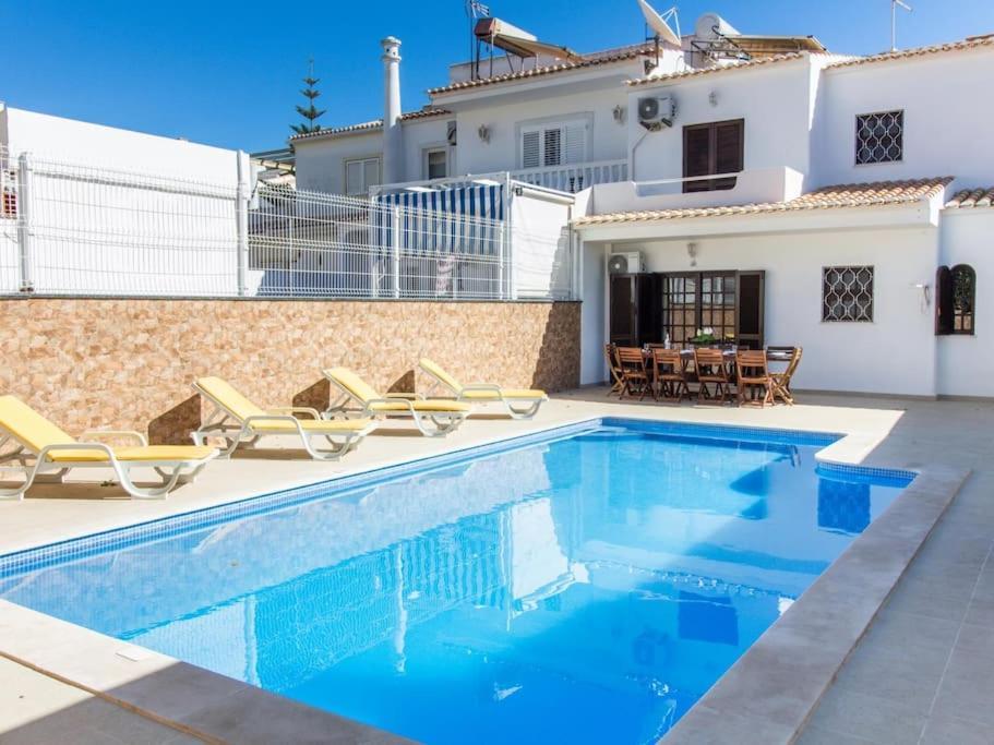 Villa Dogueno- Privat Pool & Privacy & Albufeira Center Екстер'єр фото