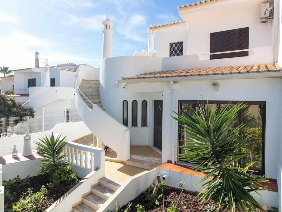 Villa Dogueno- Privat Pool & Privacy & Albufeira Center Екстер'єр фото